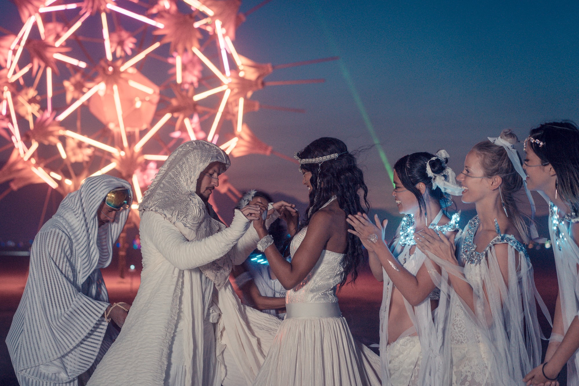 Wedding ceremony at the RadiaLumia sculpture